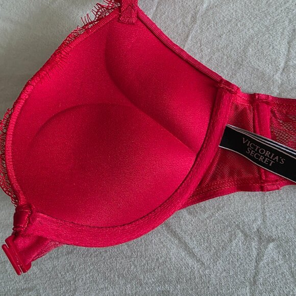 Victoria’s Secret  Push-Up Perfect Shape Bra in Lipstick Red, size 32A - Picture 4 of 4